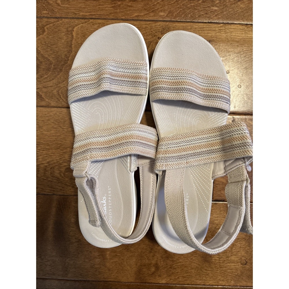 Clarks Sandals Women 10 M Beige Striped Cloudsteppers Strappy Arla Stroll Sandal